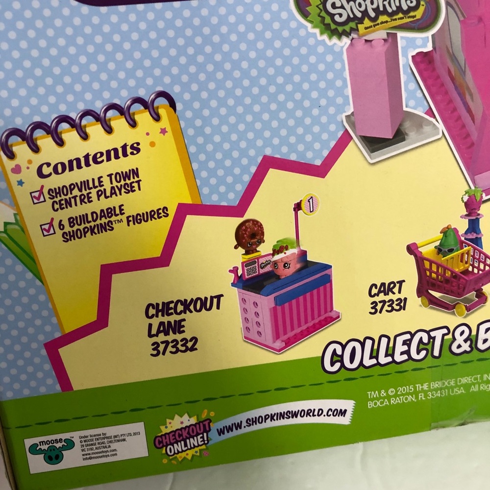 Shopkins Shopville Town Center Buildable Playset - Picture 9 of 9